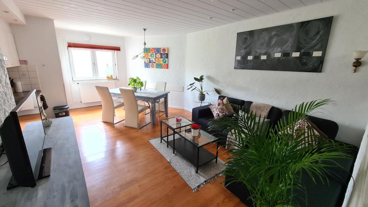 Roos Guesthouse Holiday Appartements ファルケンブルフ エクステリア 写真